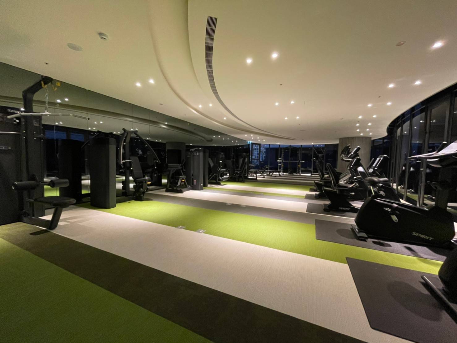 fitnes centr continental w tajvan4 - Фитнес-центр Continental W, Тайвань