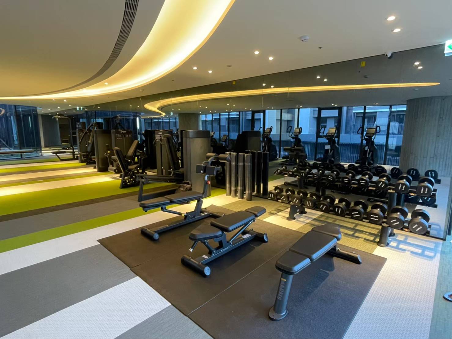 fitnes centr continental w tajvan8 - Фитнес-центр Continental W, Тайвань